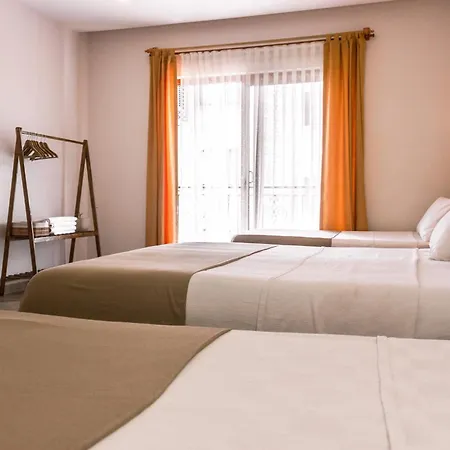 Hotel Old Town & 3*