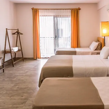Hotel Old Town &