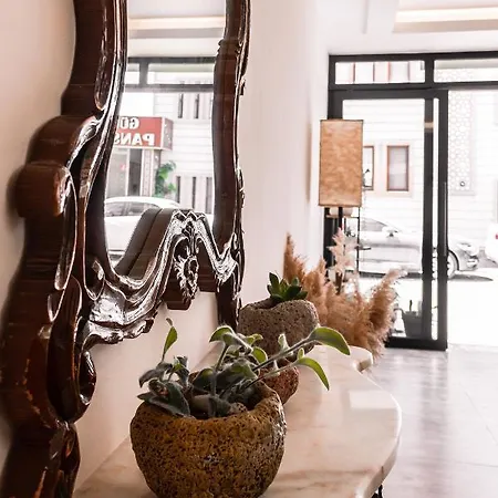 Old Town Hotel 3*